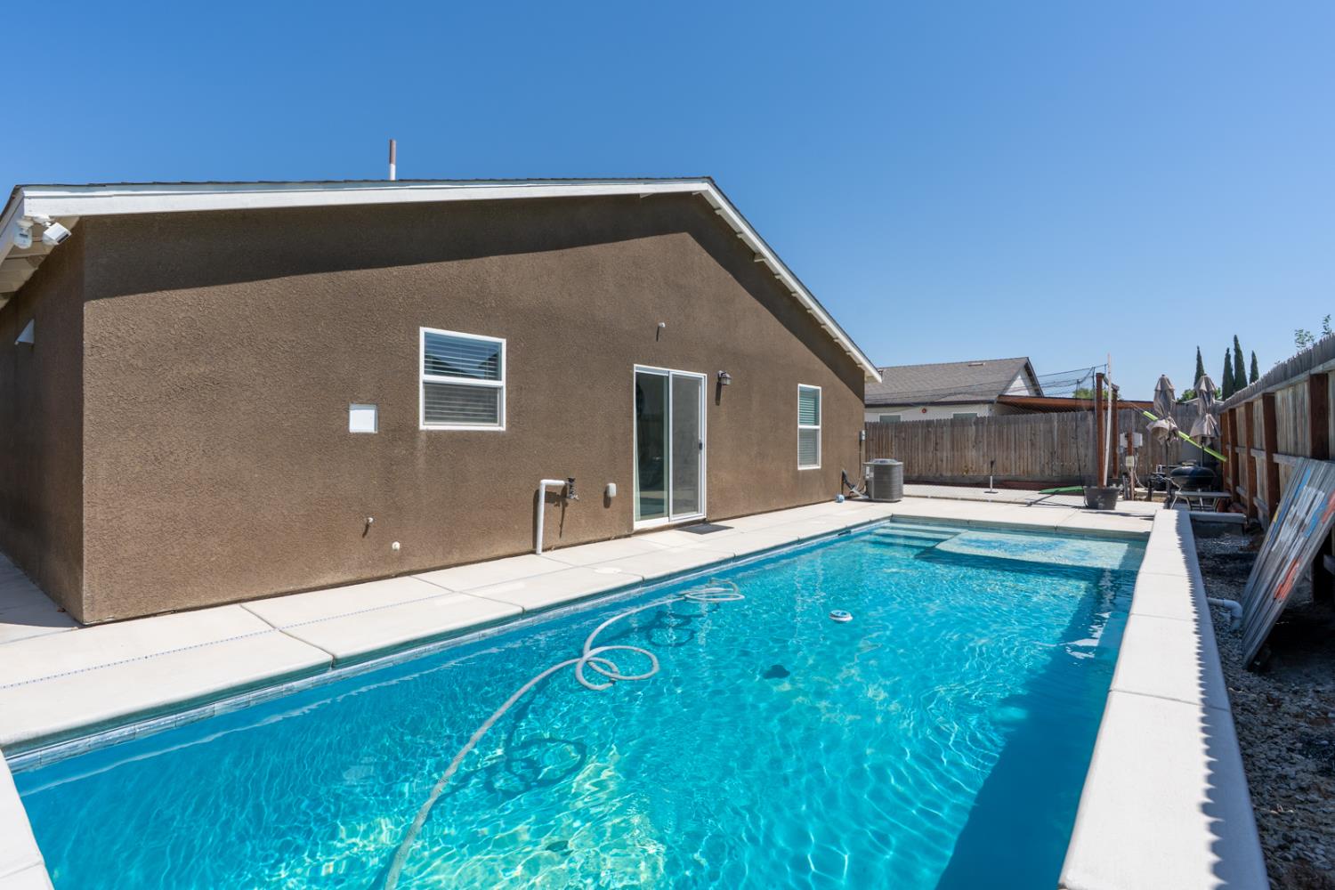 Detail Gallery Image 48 of 58 For 1807 Patricia Ct, Los Banos,  CA 93635 - 4 Beds | 3 Baths