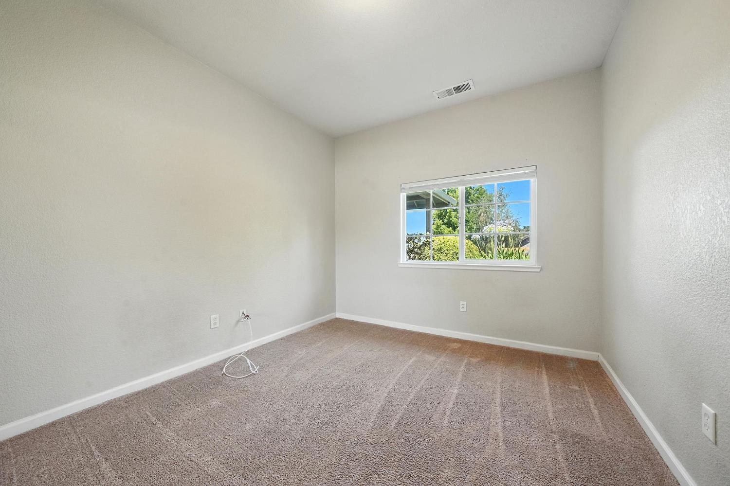 Detail Gallery Image 29 of 46 For 1021 Mockingbird Ln, Valley Springs,  CA 95252 - 3 Beds | 2 Baths
