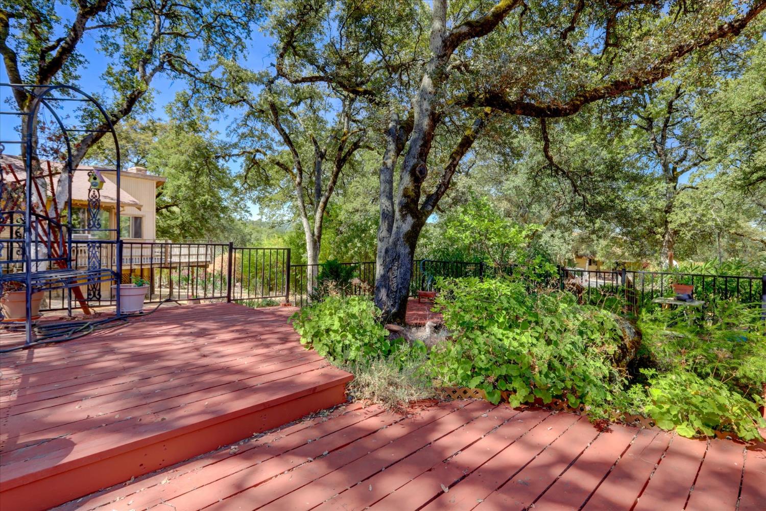 Detail Gallery Image 39 of 67 For 19009 Swallow Way, Penn Valley,  CA 95946 - 3 Beds | 2 Baths