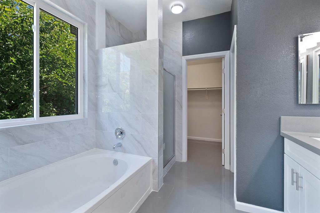 Detail Gallery Image 32 of 47 For 5512 Deepdale Way, Elk Grove,  CA 95758 - 4 Beds | 2/1 Baths