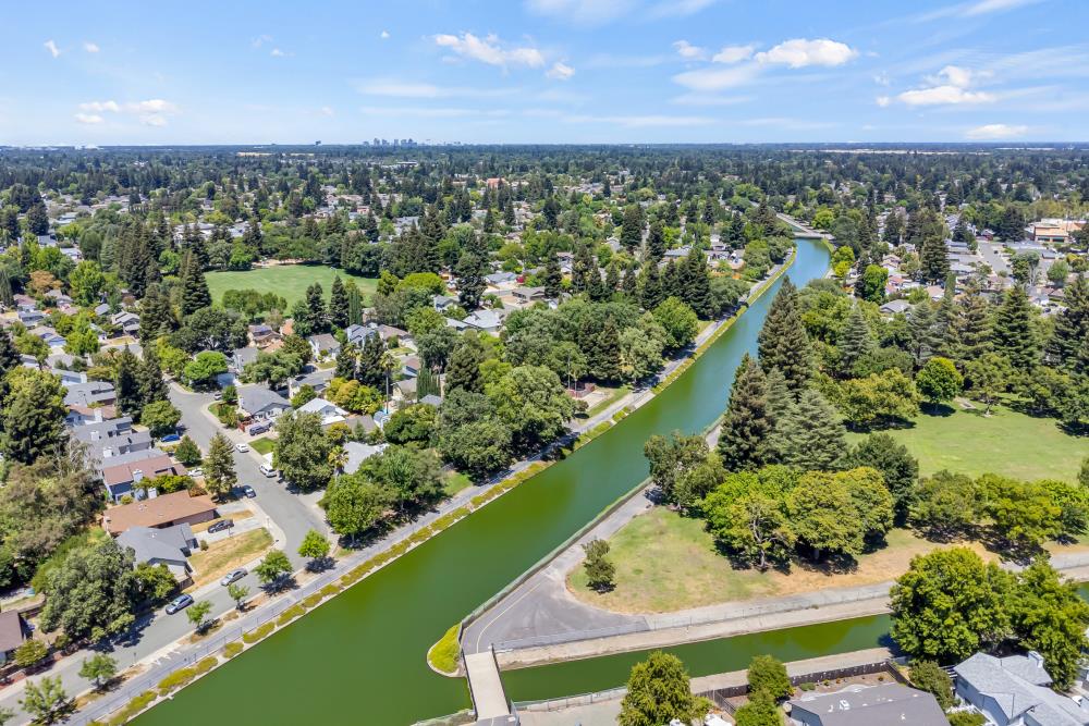 Detail Gallery Image 57 of 59 For 7527 Island Way, Sacramento,  CA 95831 - 3 Beds | 2 Baths