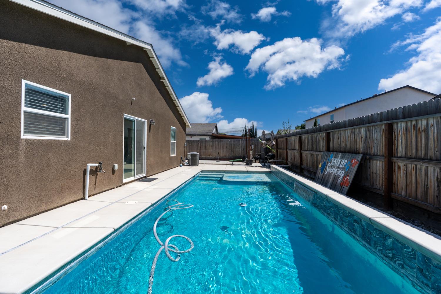 Detail Gallery Image 49 of 58 For 1807 Patricia Ct, Los Banos,  CA 93635 - 4 Beds | 3 Baths