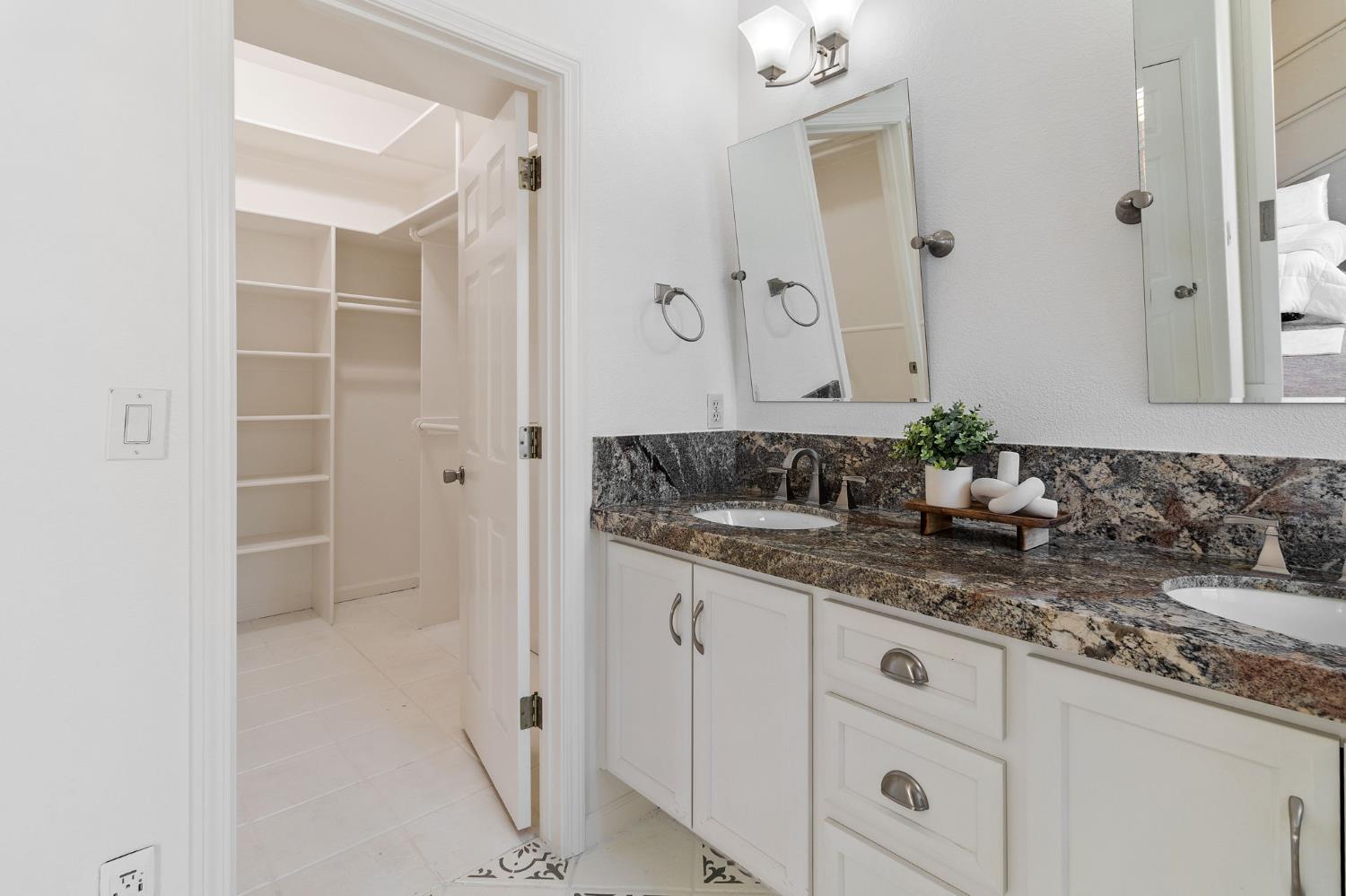 Detail Gallery Image 18 of 32 For 1400 Villette Ct, Modesto,  CA 95356 - 4 Beds | 3 Baths
