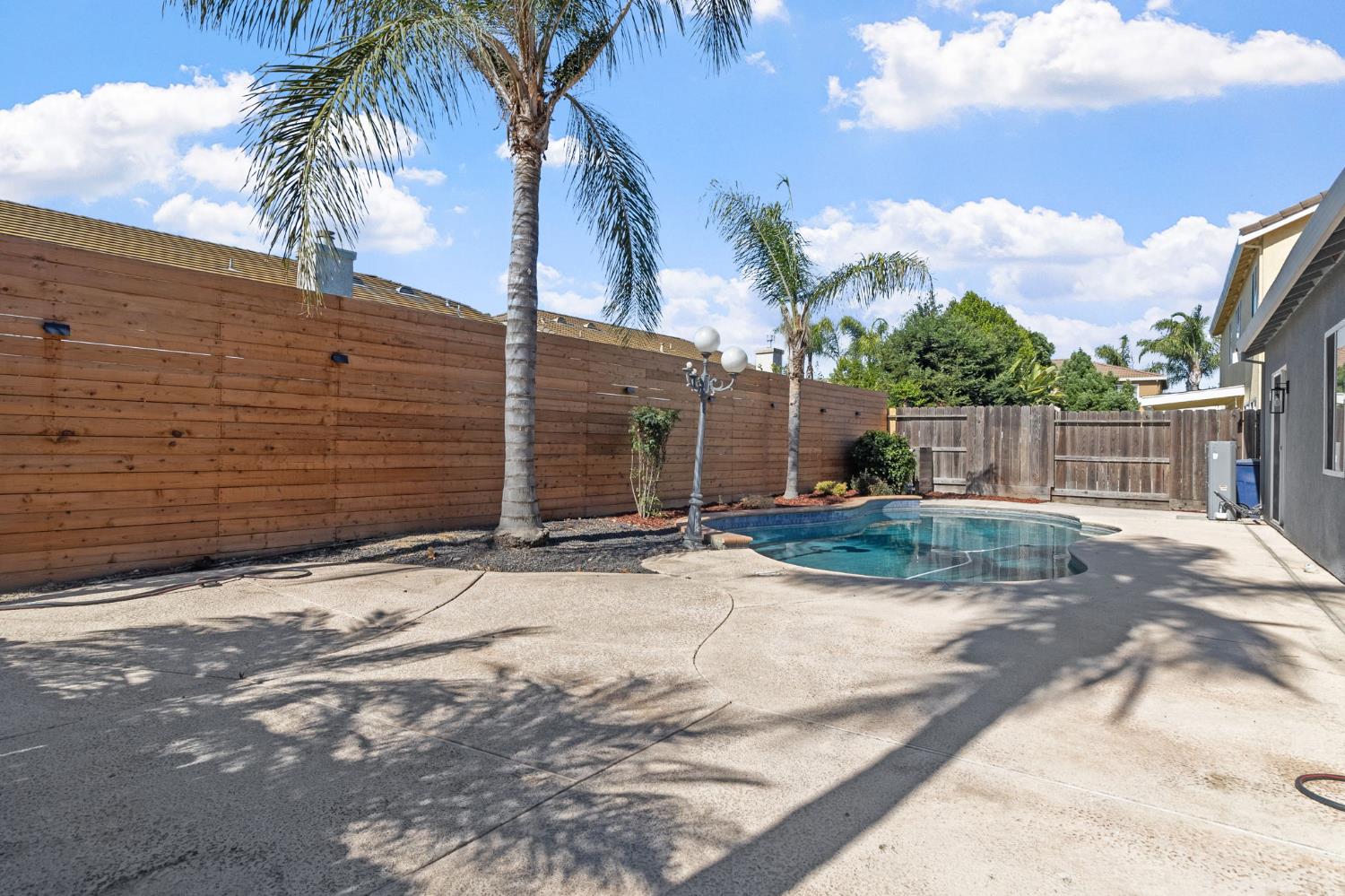 Detail Gallery Image 26 of 32 For 1400 Villette Ct, Modesto,  CA 95356 - 4 Beds | 3 Baths