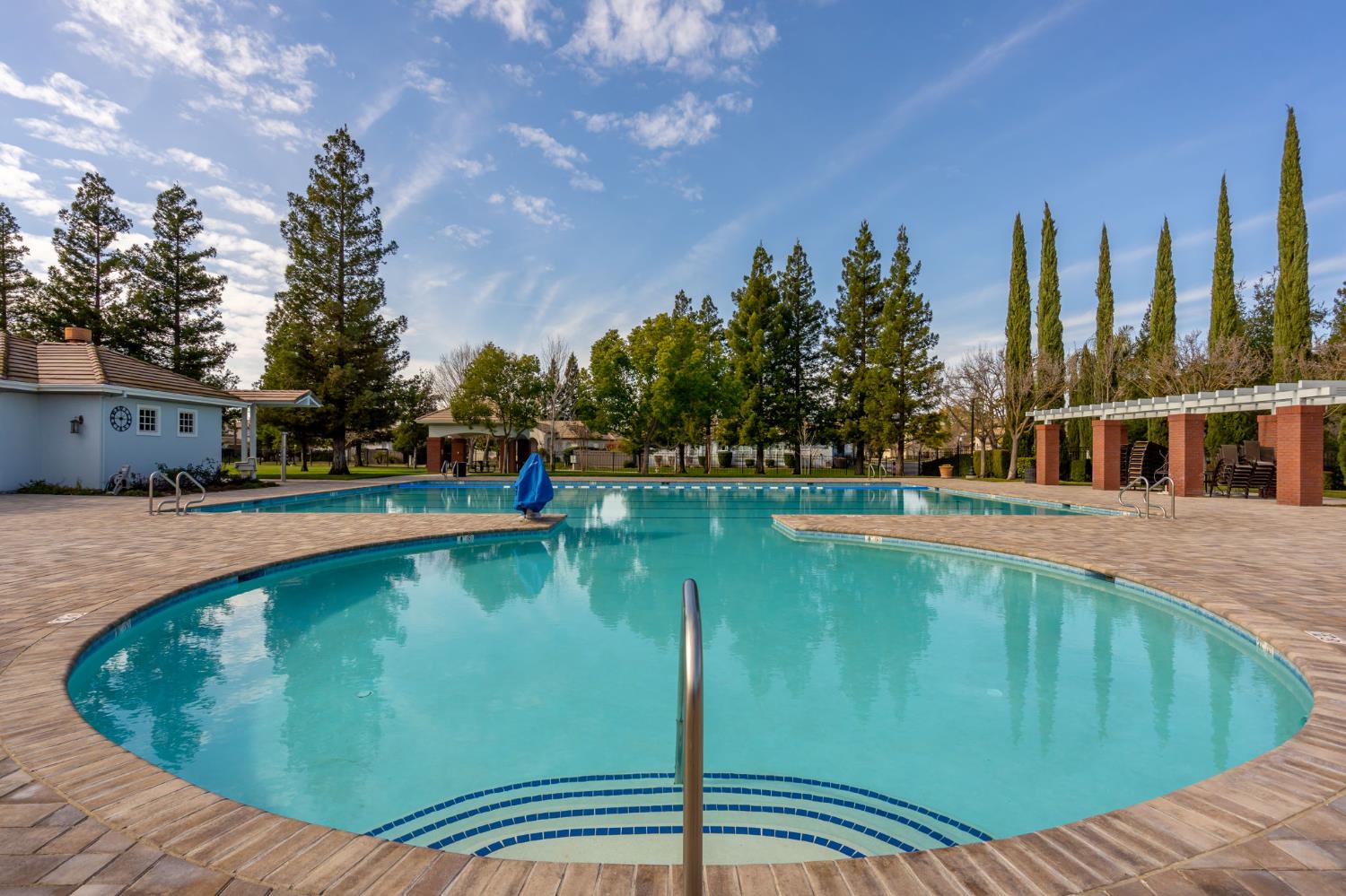 Detail Gallery Image 55 of 60 For 5054 Stroman Ln, Sacramento,  CA 95835 - 3 Beds | 2/1 Baths