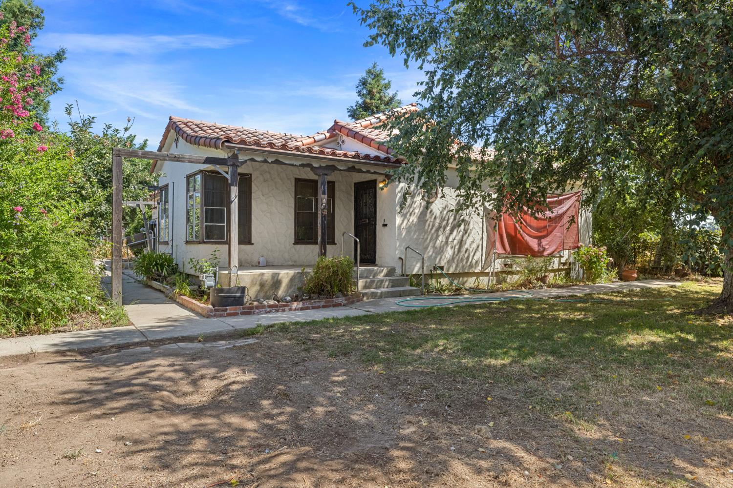 Detail Gallery Image 1 of 44 For 13119 6th St, Hickman,  CA 95323 - 3 Beds | 1/1 Baths