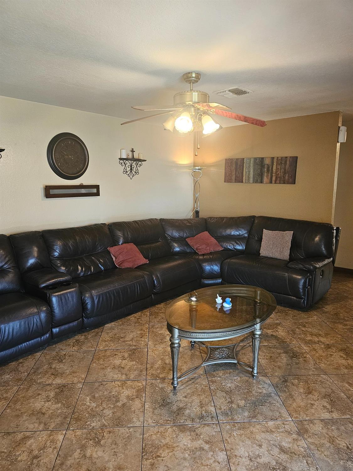 Detail Gallery Image 9 of 15 For 2372 Lance St, Merced,  CA 95348 - 3 Beds | 2 Baths