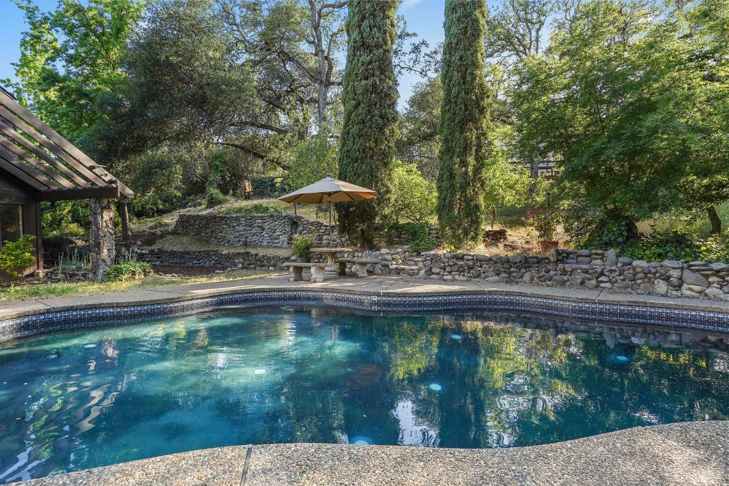Detail Gallery Image 80 of 87 For 9775 Oak Leaf Way, Granite Bay,  CA 95746 - 5 Beds | 3 Baths