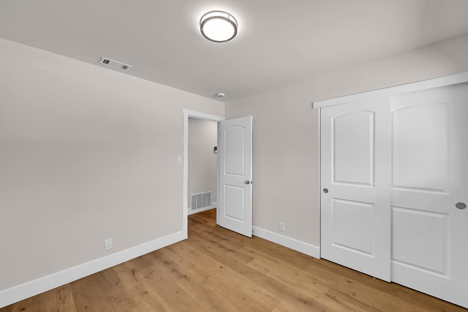 Detail Gallery Image 22 of 38 For 6608 Heatherwood Way, Sacramento,  CA 95831 - 3 Beds | 2 Baths