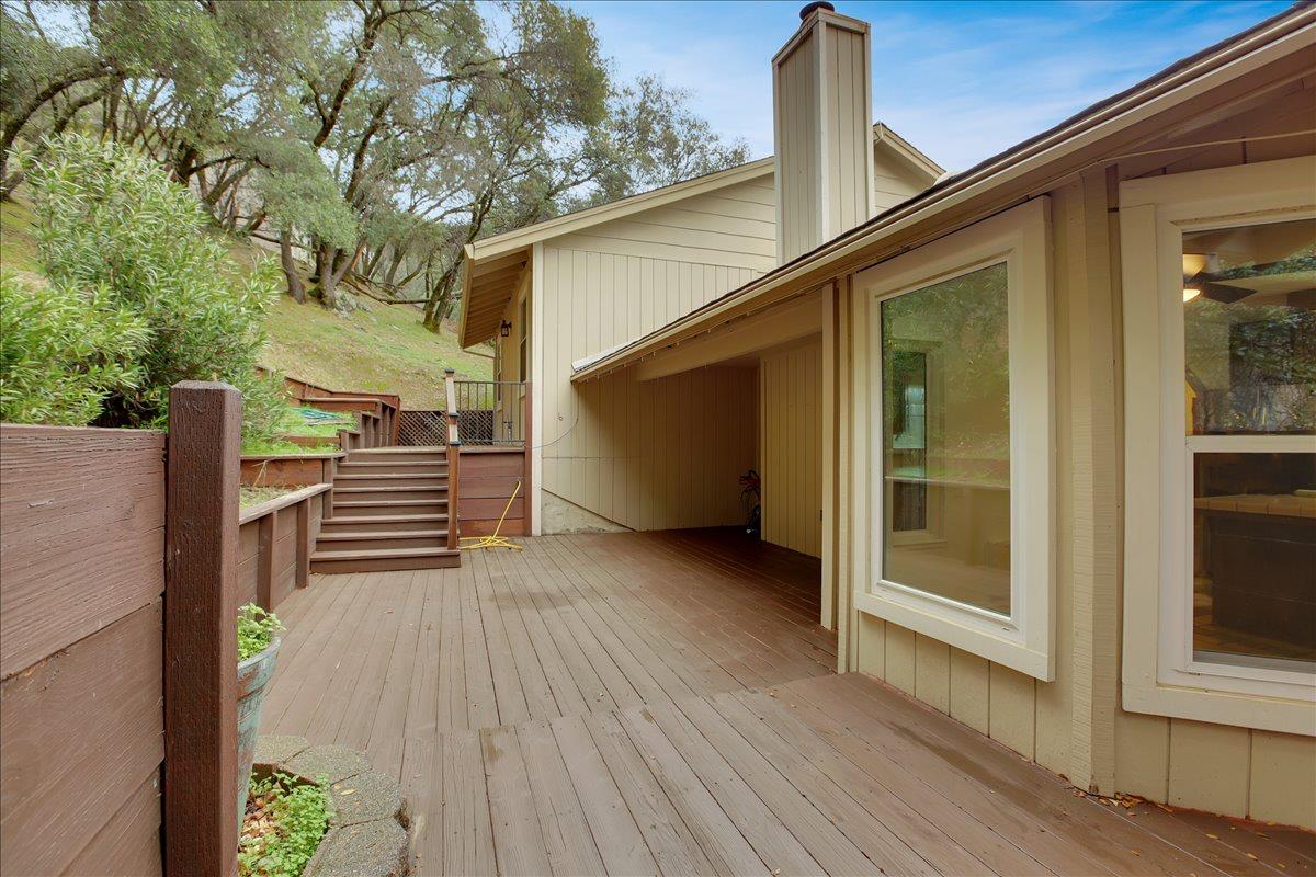 Detail Gallery Image 9 of 47 For 18864 Jayhawk Dr, Penn Valley,  CA 95946 - 4 Beds | 2/1 Baths