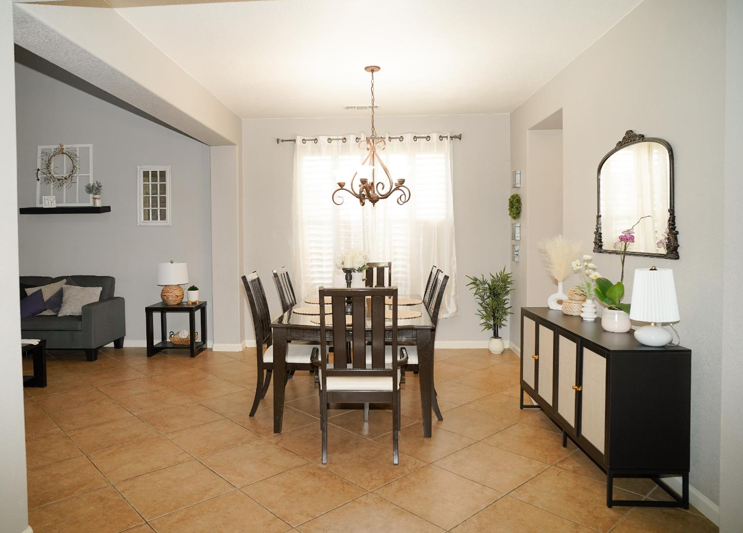 Detail Gallery Image 9 of 41 For 5039 Riverbed Ct, Riverbank,  CA 95367 - 4 Beds | 3 Baths