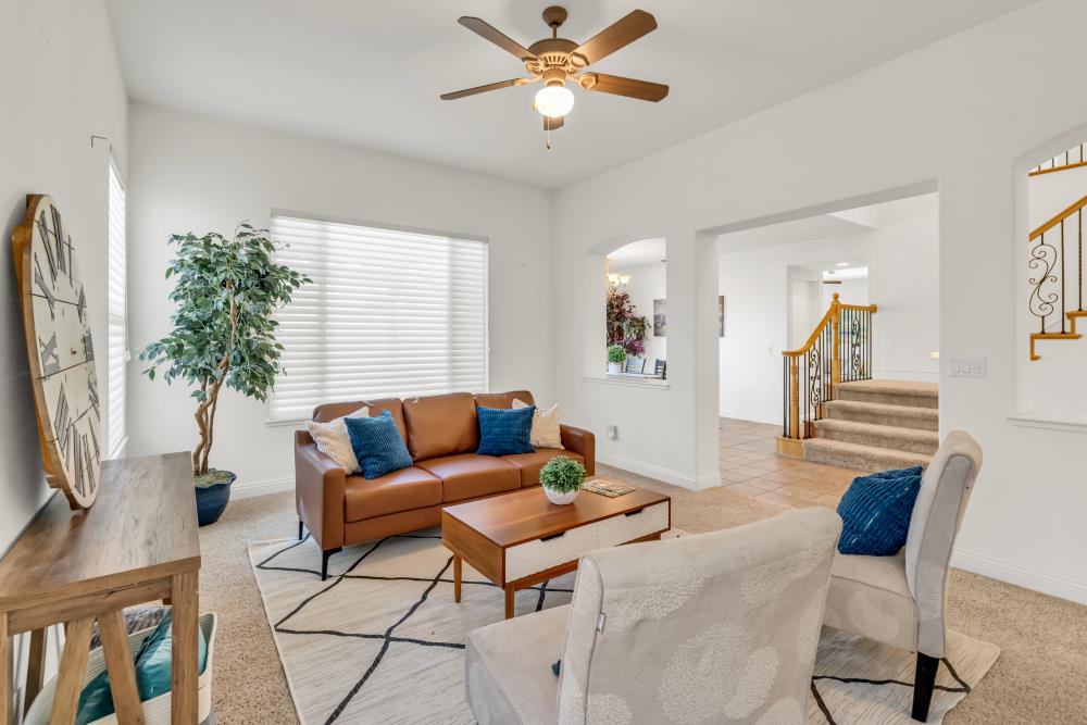 Detail Gallery Image 11 of 60 For 200 Orrington Cir, Sacramento,  CA 95835 - 4 Beds | 3/1 Baths
