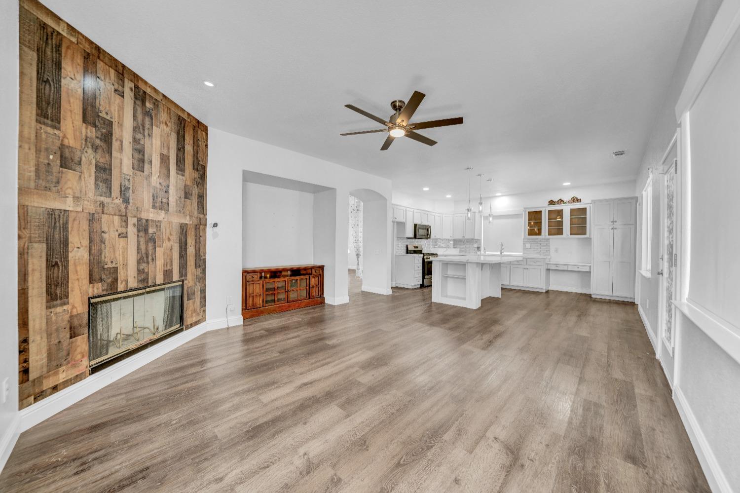 Detail Gallery Image 21 of 45 For 4104 Keepsake Dr, Modesto,  CA 95356 - 5 Beds | 3 Baths
