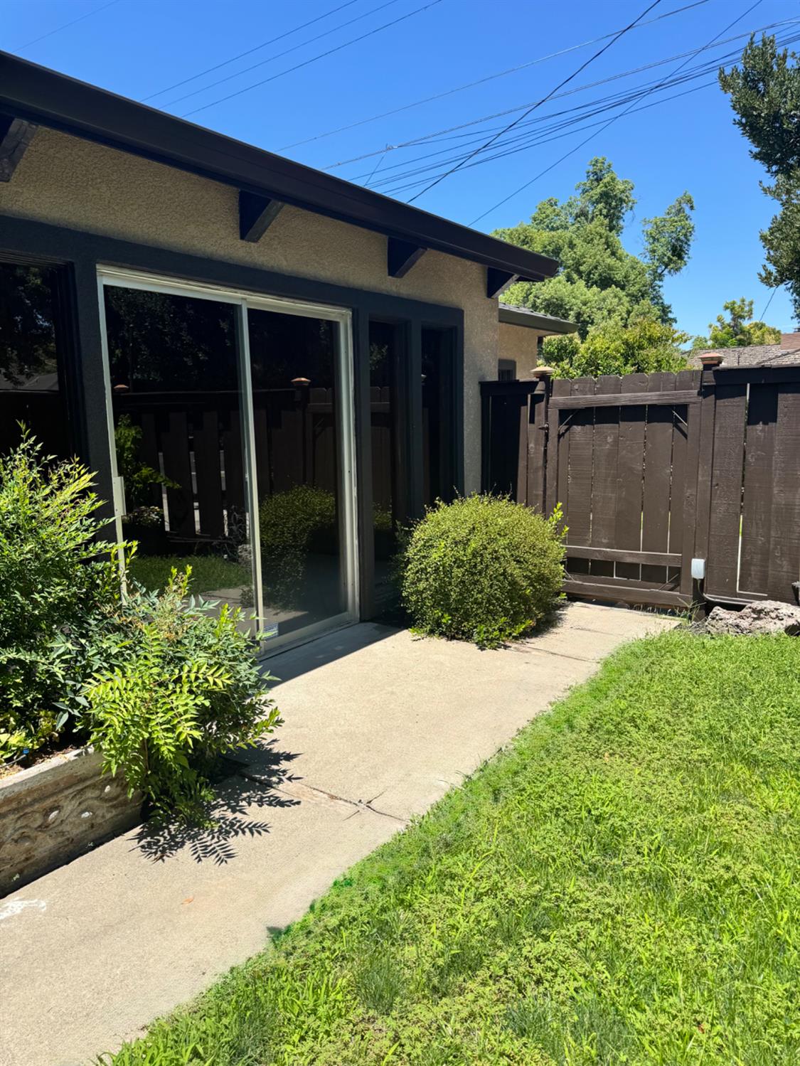 Detail Gallery Image 9 of 35 For 1237 College Ave, Modesto,  CA 95350 - 3 Beds | 1 Baths