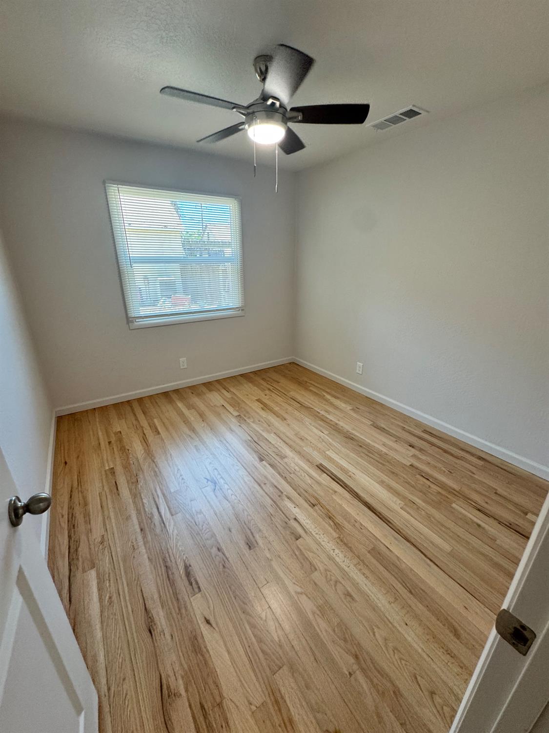 Detail Gallery Image 20 of 35 For 1237 College Ave, Modesto,  CA 95350 - 3 Beds | 1 Baths