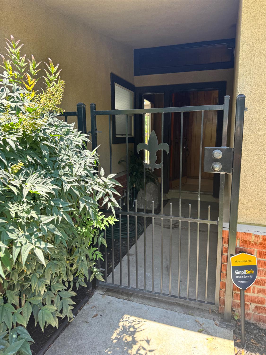 Detail Gallery Image 5 of 35 For 1237 College Ave, Modesto,  CA 95350 - 3 Beds | 1 Baths