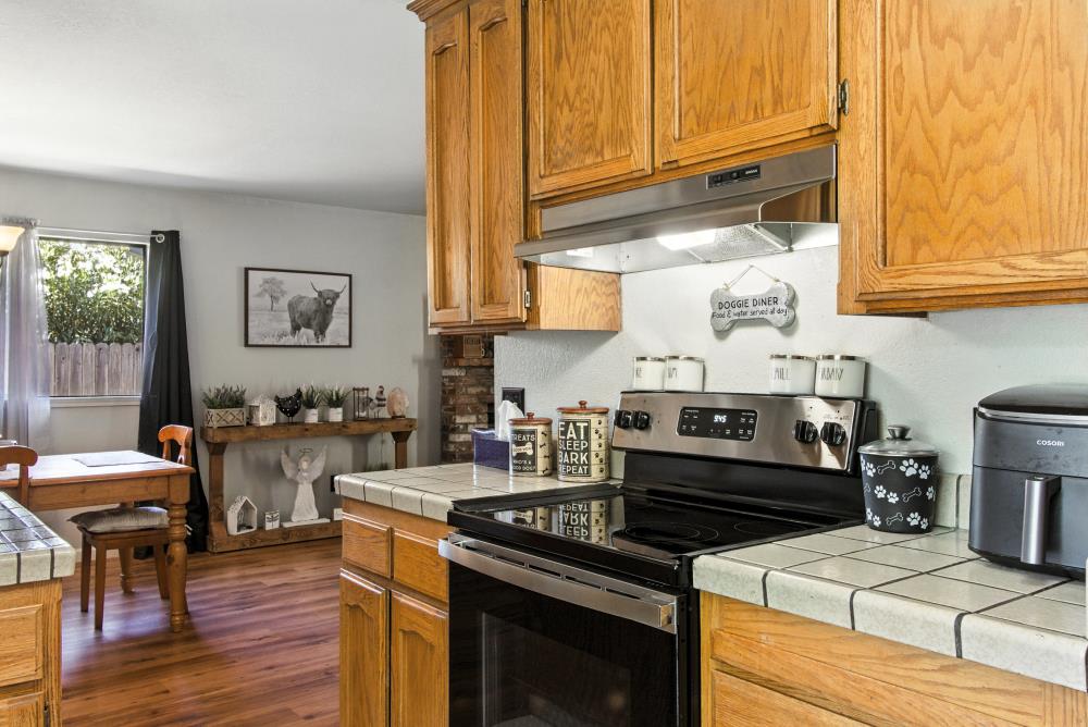 Detail Gallery Image 13 of 36 For 6023 Garden Towne Way, Orangevale,  CA 95662 - 3 Beds | 2 Baths