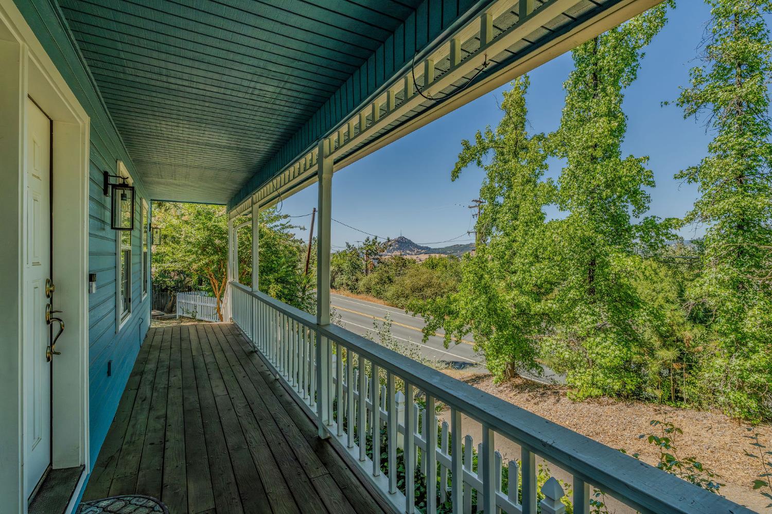 Detail Gallery Image 8 of 54 For 8201 Highway 49, Mokelumne Hill,  CA 95245 - 3 Beds | 2/1 Baths