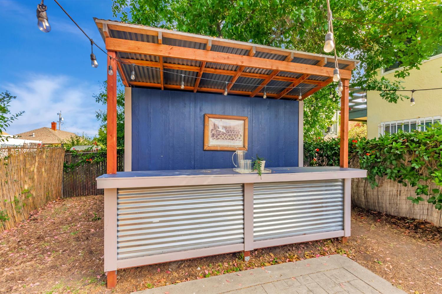 Detail Gallery Image 35 of 39 For 964 61st St, Oakland,  CA 94608 - 3 Beds | 2/1 Baths