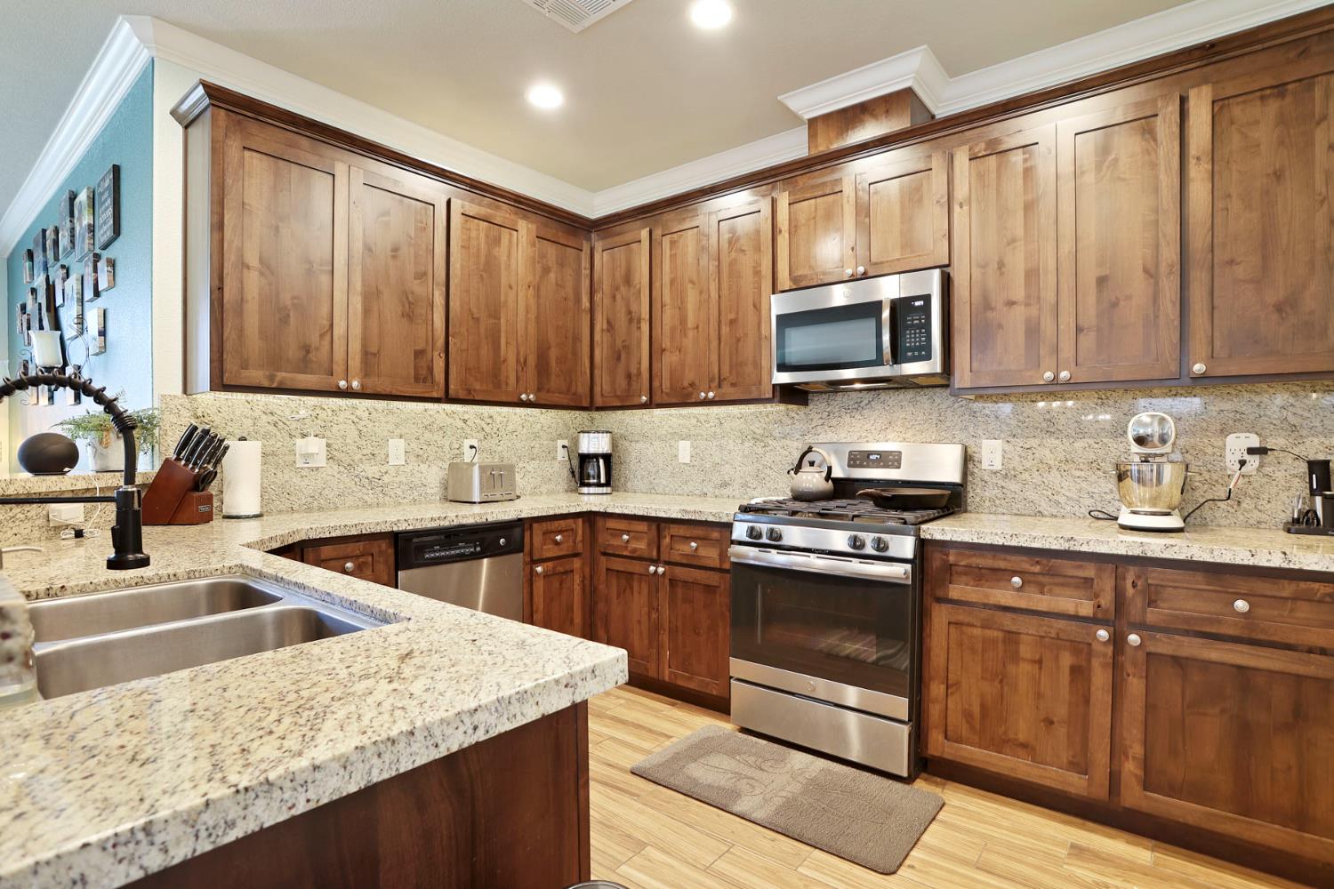 Detail Gallery Image 18 of 50 For 719 Thistle Dr, Ione,  CA 95640 - 4 Beds | 2 Baths