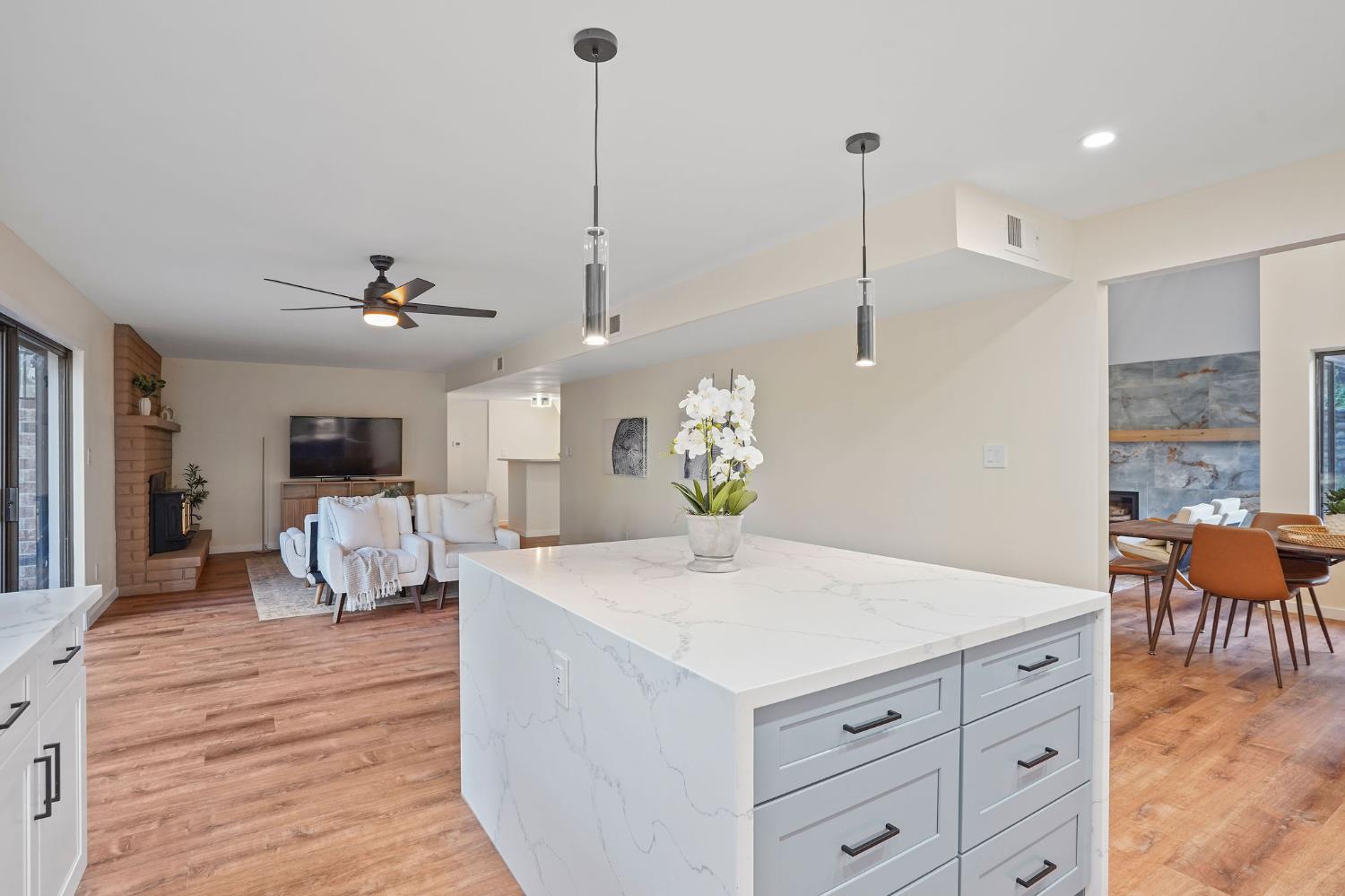 Detail Gallery Image 30 of 87 For 9775 Oak Leaf Way, Granite Bay,  CA 95746 - 5 Beds | 3 Baths