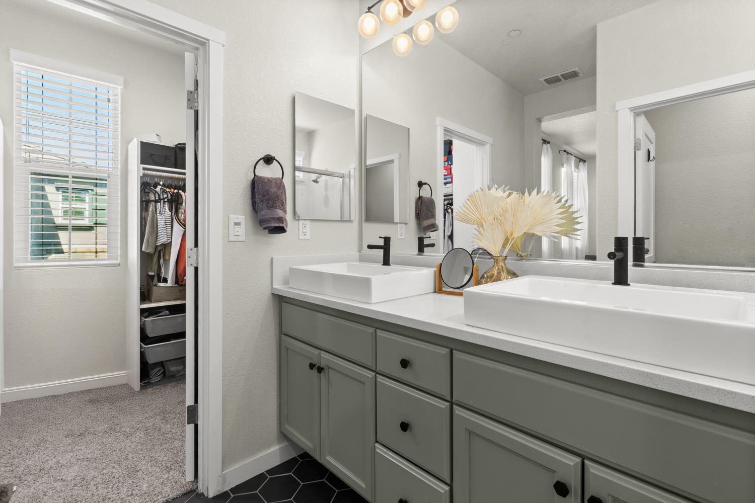 Detail Gallery Image 19 of 28 For 3286 Owl Ct, West Sacramento,  CA 95691 - 3 Beds | 2/1 Baths