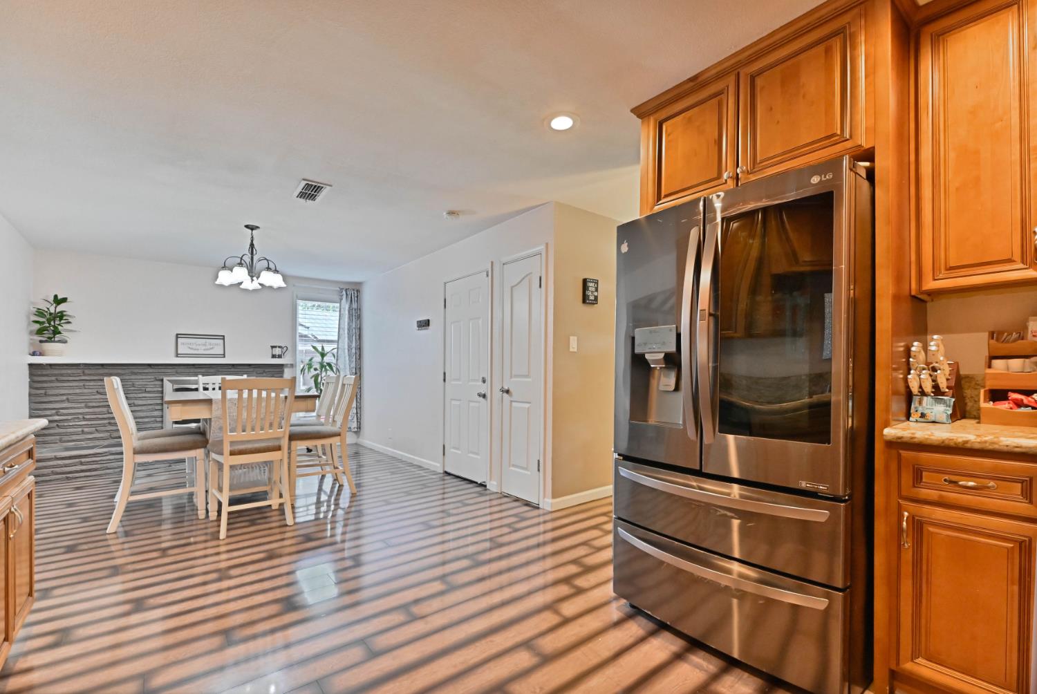 Detail Gallery Image 25 of 75 For 2420 Glenfaire Dr, Rancho Cordova,  CA 95670 - 3 Beds | 2 Baths
