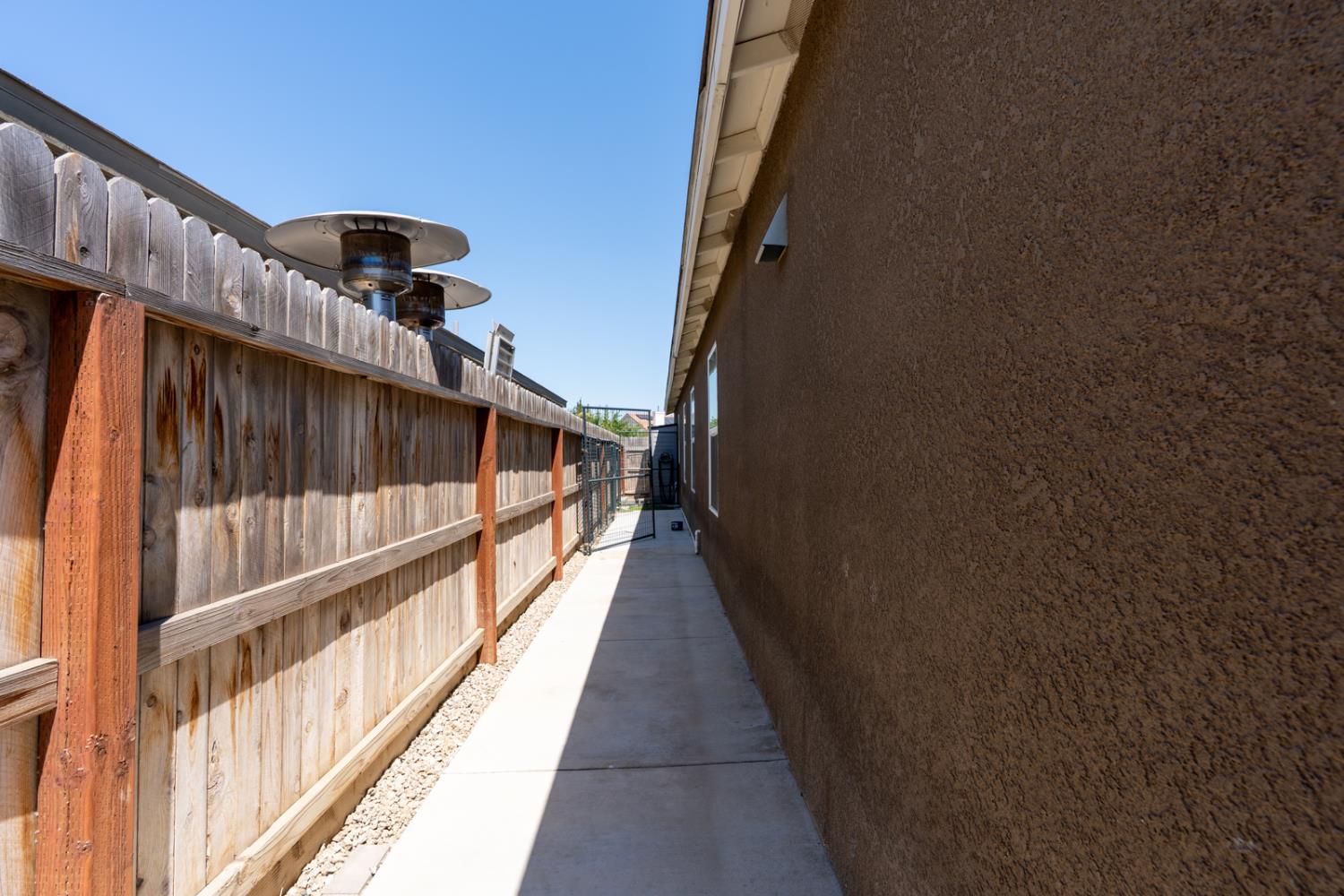 Detail Gallery Image 44 of 58 For 1807 Patricia Ct, Los Banos,  CA 93635 - 4 Beds | 3 Baths