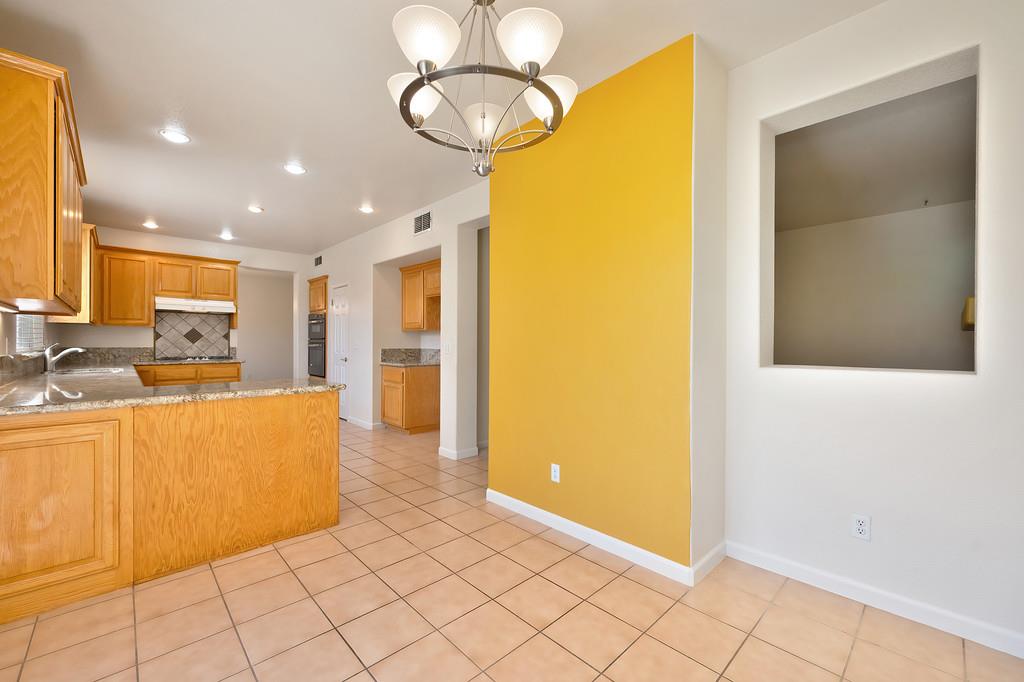 Detail Gallery Image 29 of 56 For 7850 Gazelle Trail Way, Antelope,  CA 95843 - 5 Beds | 3 Baths