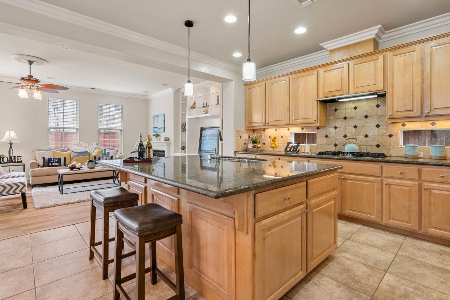 Detail Gallery Image 18 of 48 For 122 N Sierra Madre St, Tracy,  CA 95391 - 4 Beds | 3 Baths