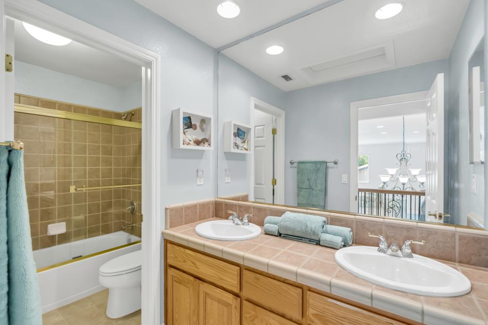 Detail Gallery Image 45 of 60 For 200 Orrington Cir, Sacramento,  CA 95835 - 4 Beds | 3/1 Baths