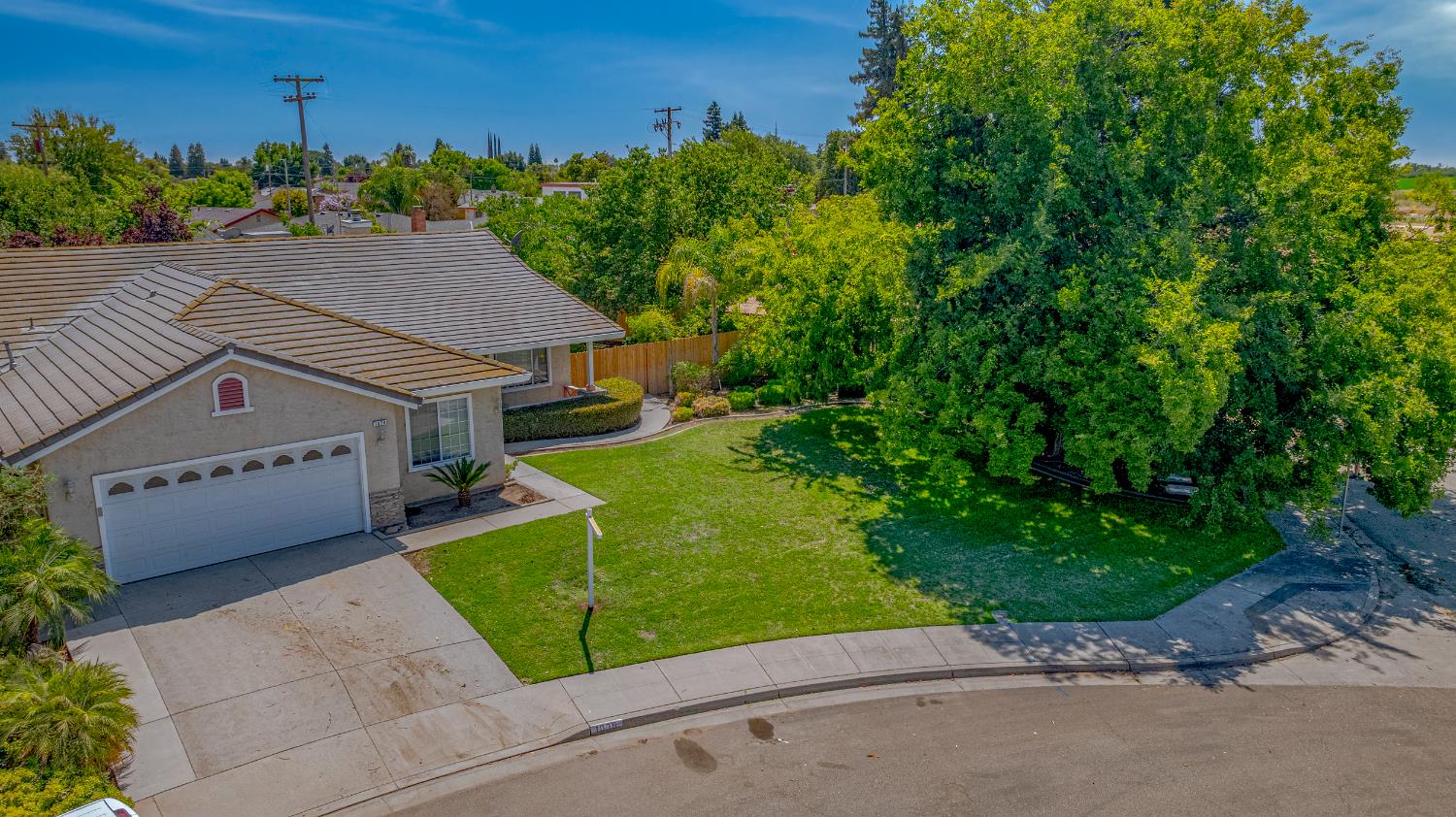 Detail Gallery Image 9 of 53 For 1079 Rosehill Dr, Chowchilla,  CA 93610 - 4 Beds | 2 Baths