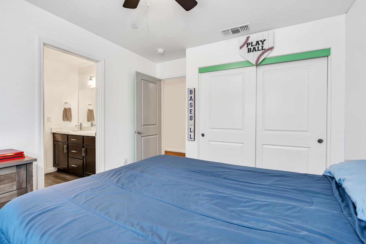 Detail Gallery Image 21 of 58 For 1807 Patricia Ct, Los Banos,  CA 93635 - 4 Beds | 3 Baths