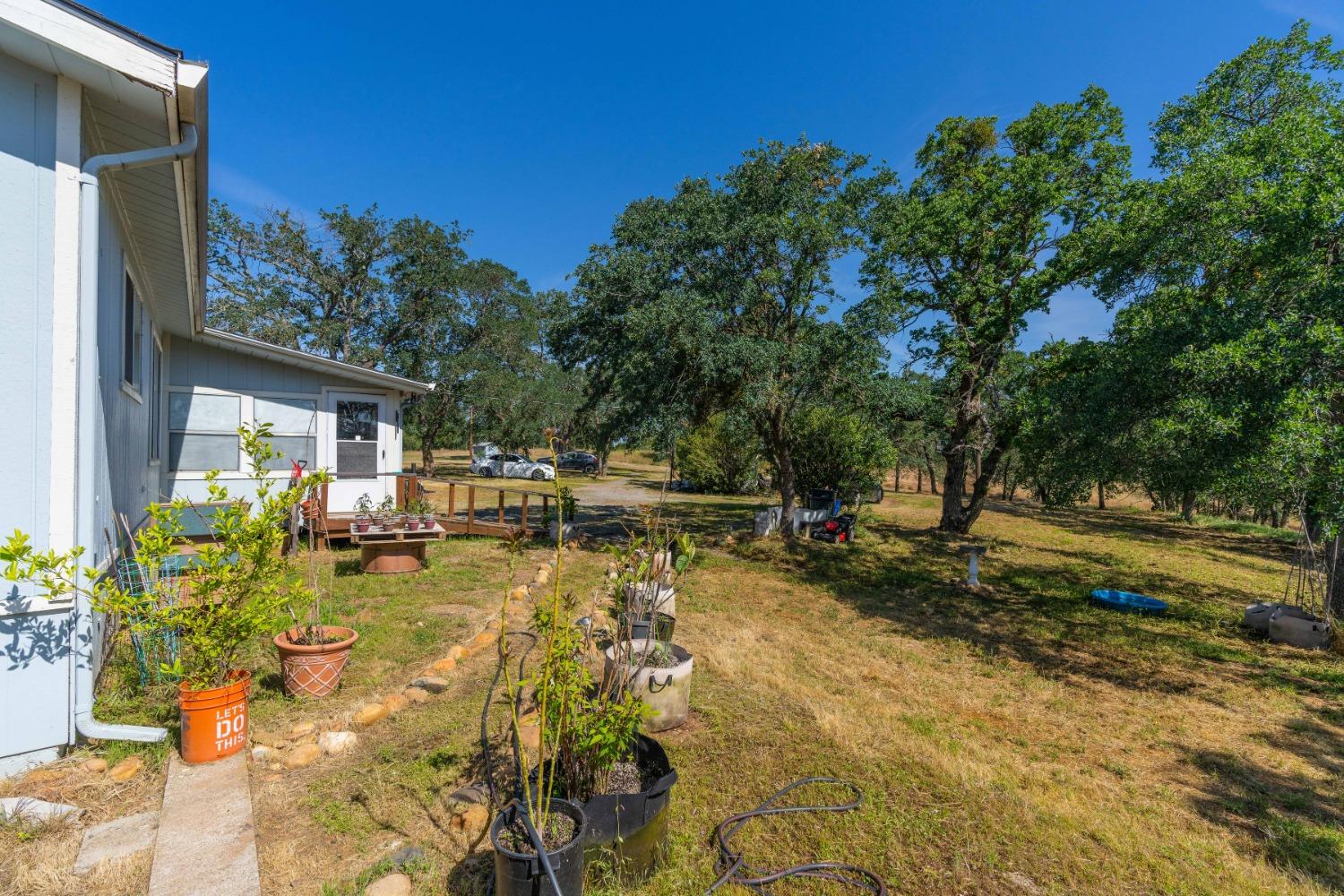 Detail Gallery Image 9 of 43 For 203 Dancie Dr, Wallace,  CA 95254 - 3 Beds | 2 Baths