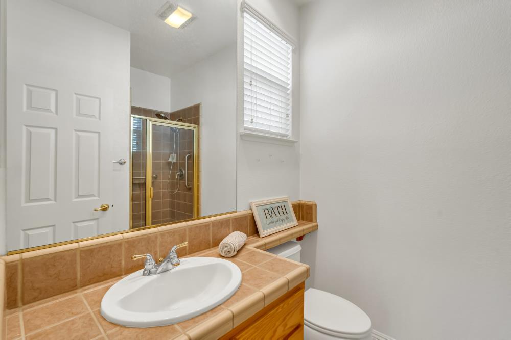 Detail Gallery Image 10 of 60 For 200 Orrington Cir, Sacramento,  CA 95835 - 4 Beds | 3/1 Baths