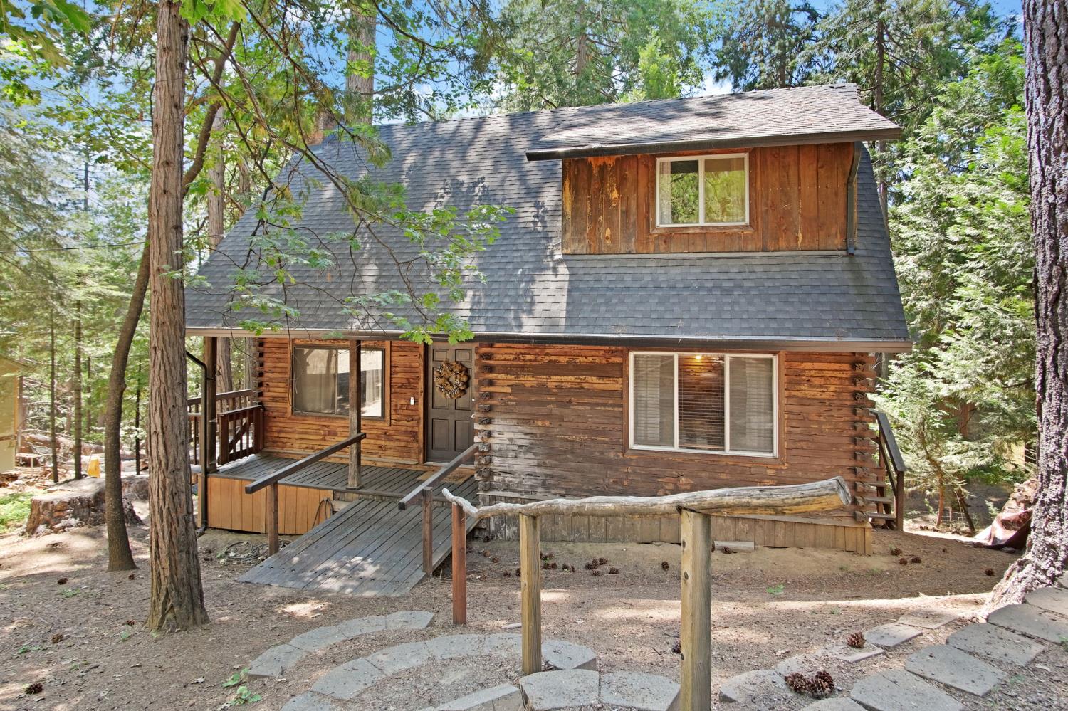 Detail Gallery Image 3 of 35 For 20695 N Haiapo Rd, Mi Wuk Village,  CA 95346 - 3 Beds | 1/1 Baths