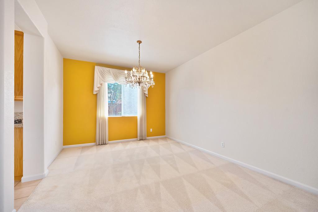 Detail Gallery Image 21 of 56 For 7850 Gazelle Trail Way, Antelope,  CA 95843 - 5 Beds | 3 Baths