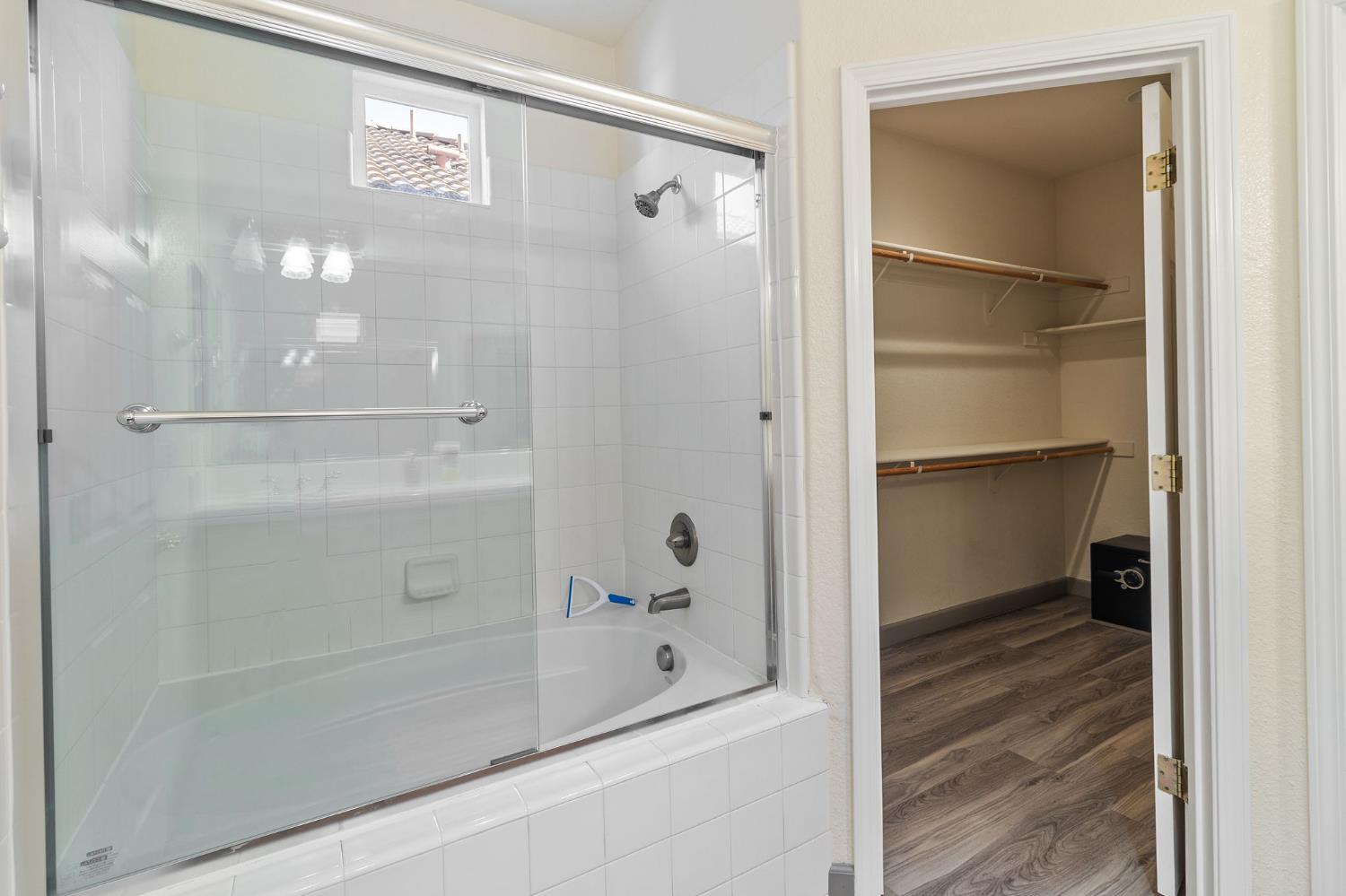 Detail Gallery Image 23 of 26 For 1725 Norwood Heights Ln, Ceres,  CA 95307 - 3 Beds | 2/1 Baths