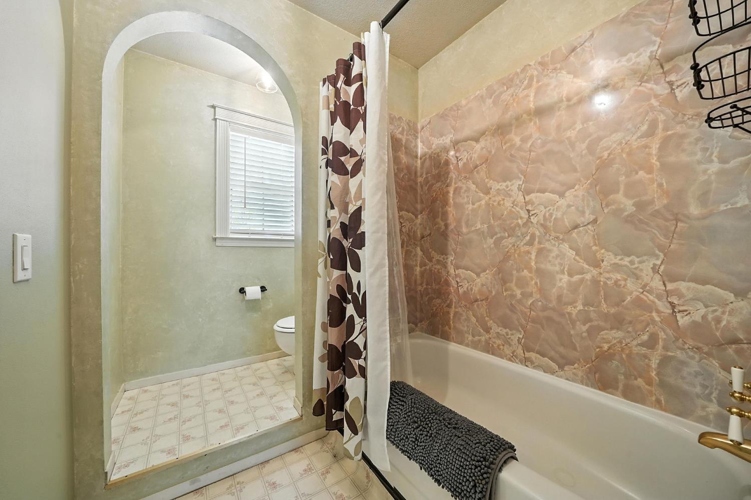Detail Gallery Image 42 of 54 For 8201 Highway 49, Mokelumne Hill,  CA 95245 - 3 Beds | 2/1 Baths