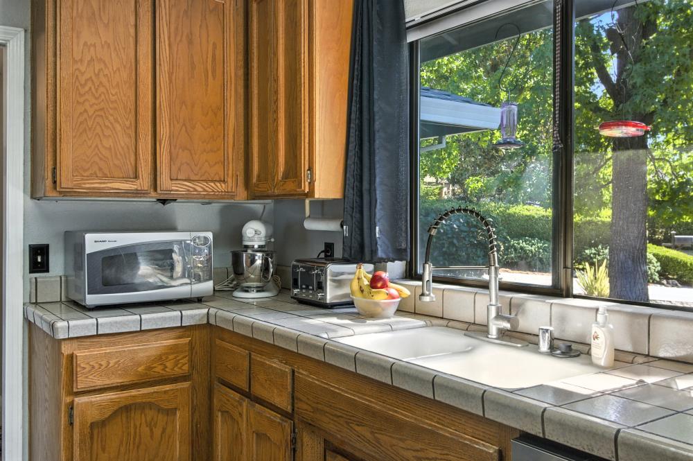 Detail Gallery Image 15 of 36 For 6023 Garden Towne Way, Orangevale,  CA 95662 - 3 Beds | 2 Baths