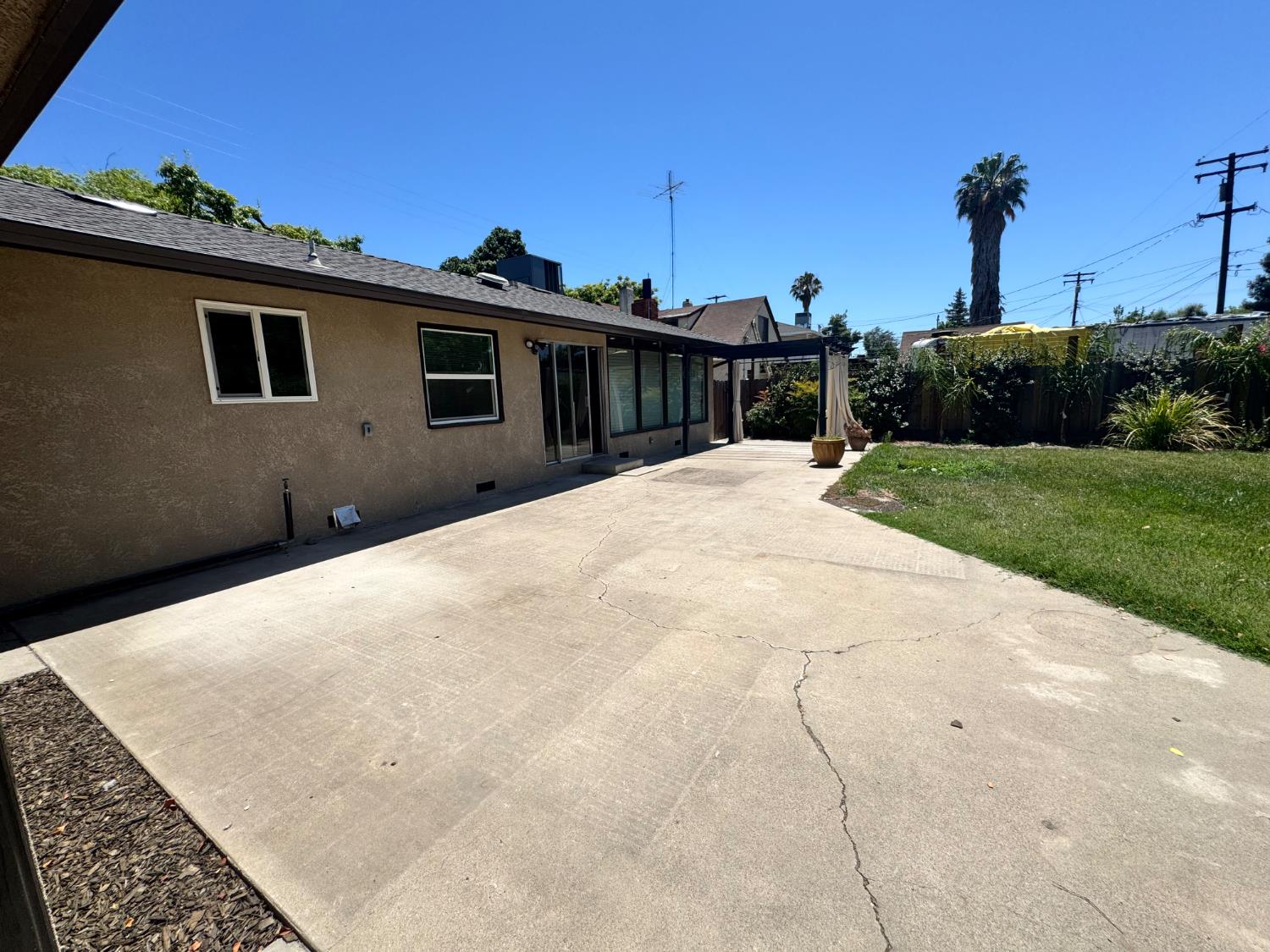 Detail Gallery Image 26 of 35 For 1237 College Ave, Modesto,  CA 95350 - 3 Beds | 1 Baths