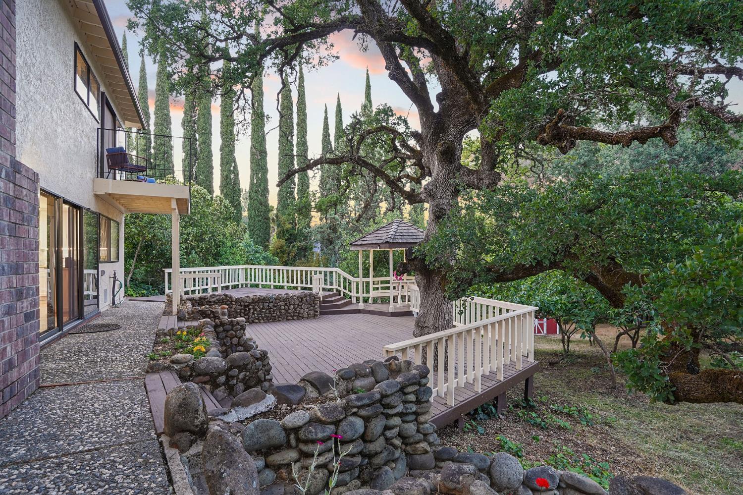 Detail Gallery Image 72 of 87 For 9775 Oak Leaf Way, Granite Bay,  CA 95746 - 5 Beds | 3 Baths