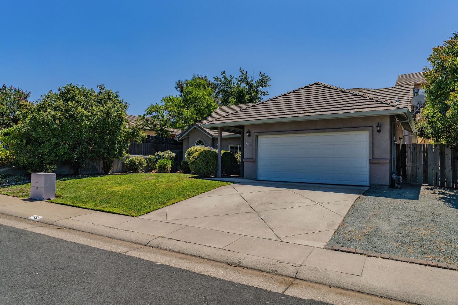 Detail Gallery Image 41 of 46 For 1021 Mockingbird Ln, Valley Springs,  CA 95252 - 3 Beds | 2 Baths