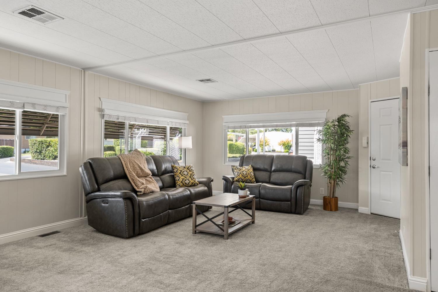 Detail Gallery Image 6 of 39 For 6900 Almond Ave 37, Orangevale,  CA 95662 - 2 Beds | 2 Baths