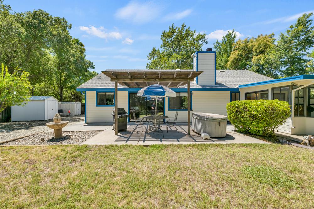 Detail Gallery Image 43 of 59 For 7527 Island Way, Sacramento,  CA 95831 - 3 Beds | 2 Baths