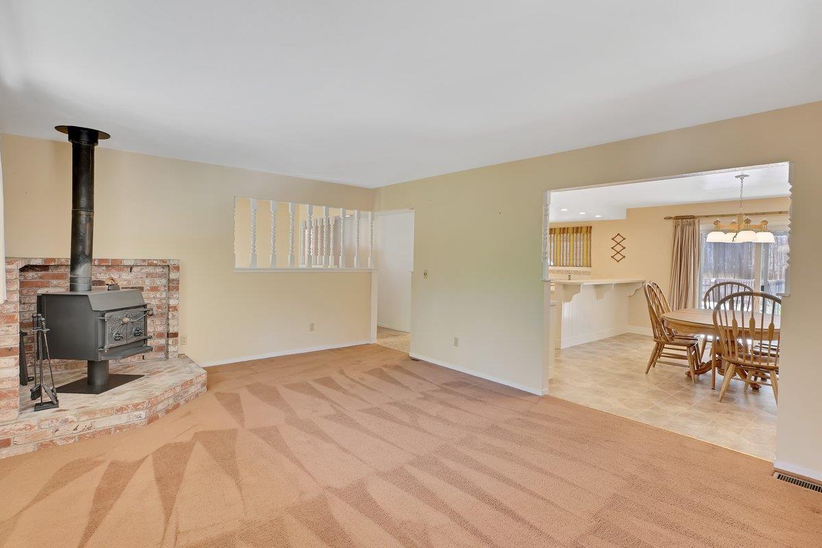 Detail Gallery Image 11 of 36 For 335 Rhode Island St, Grass Valley,  CA 95945 - 4 Beds | 2 Baths