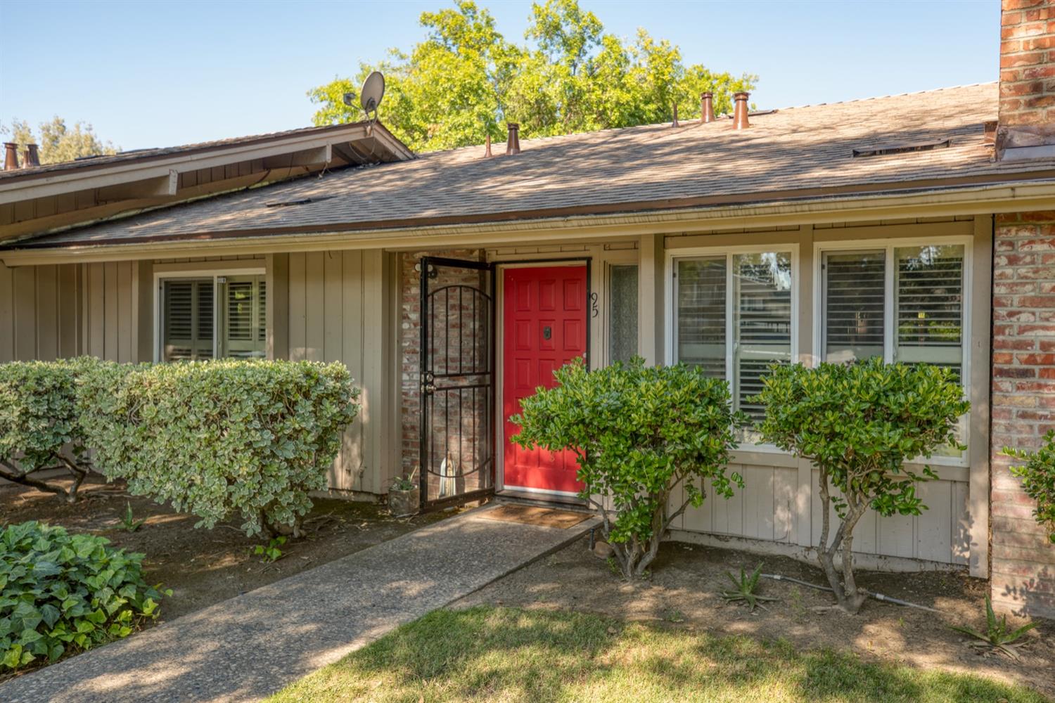 Detail Gallery Image 1 of 36 For 617 W Granger Ave #95,  Modesto,  CA 95350 - 3 Beds | 2 Baths