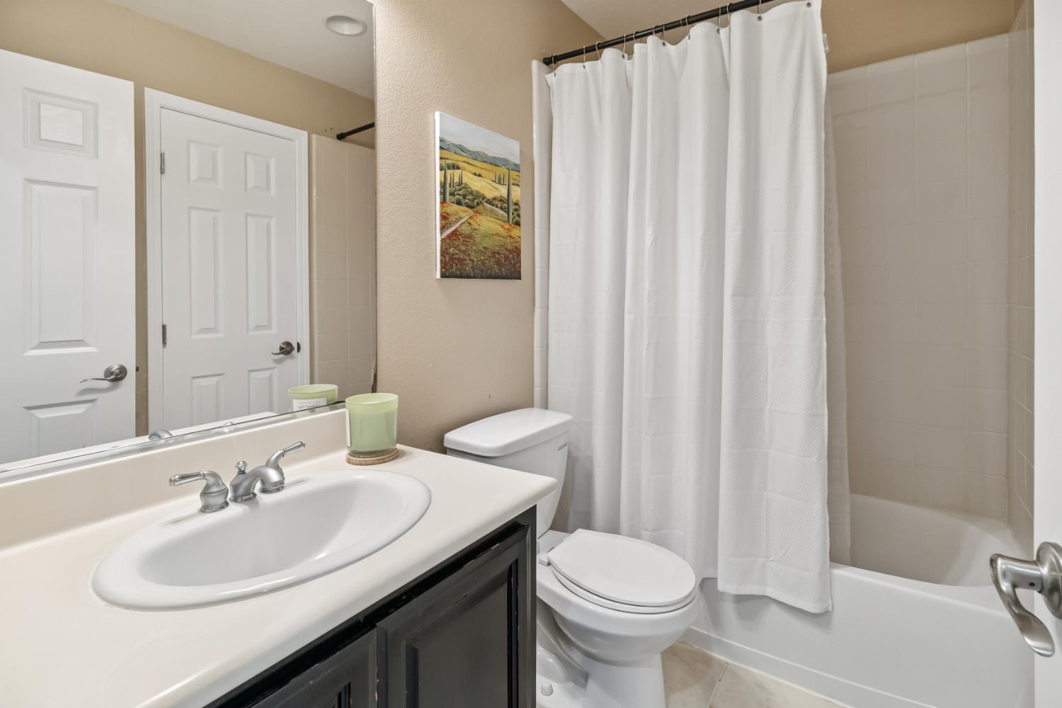 Detail Gallery Image 38 of 72 For 18400 Mandarin St, Woodland,  CA 95695 - 5 Beds | 4 Baths