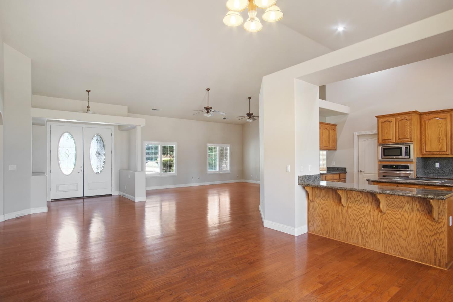 Detail Gallery Image 8 of 31 For 1071 Prince William Ct, Atwater,  CA 95301 - 4 Beds | 3 Baths