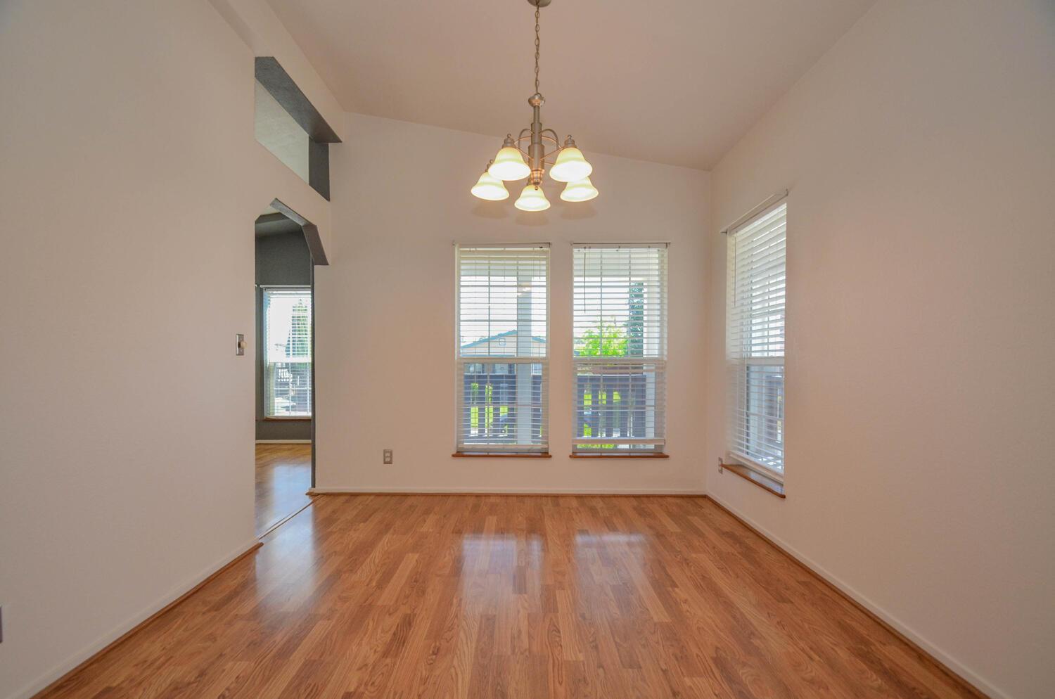 Detail Gallery Image 9 of 44 For 96 Mesa De Oro Circle, Sutter Creek,  CA 95685 - 3 Beds | 2 Baths